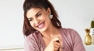 Hotness Alert: Jacqueline Fernandez Sets Instagram On Fire With Some Jaw Dropping Yoga Poses, Watch